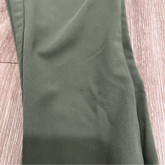 FIGS Moss Green Jogger Scrub Pants XS Tall - Picture 4 of 6
